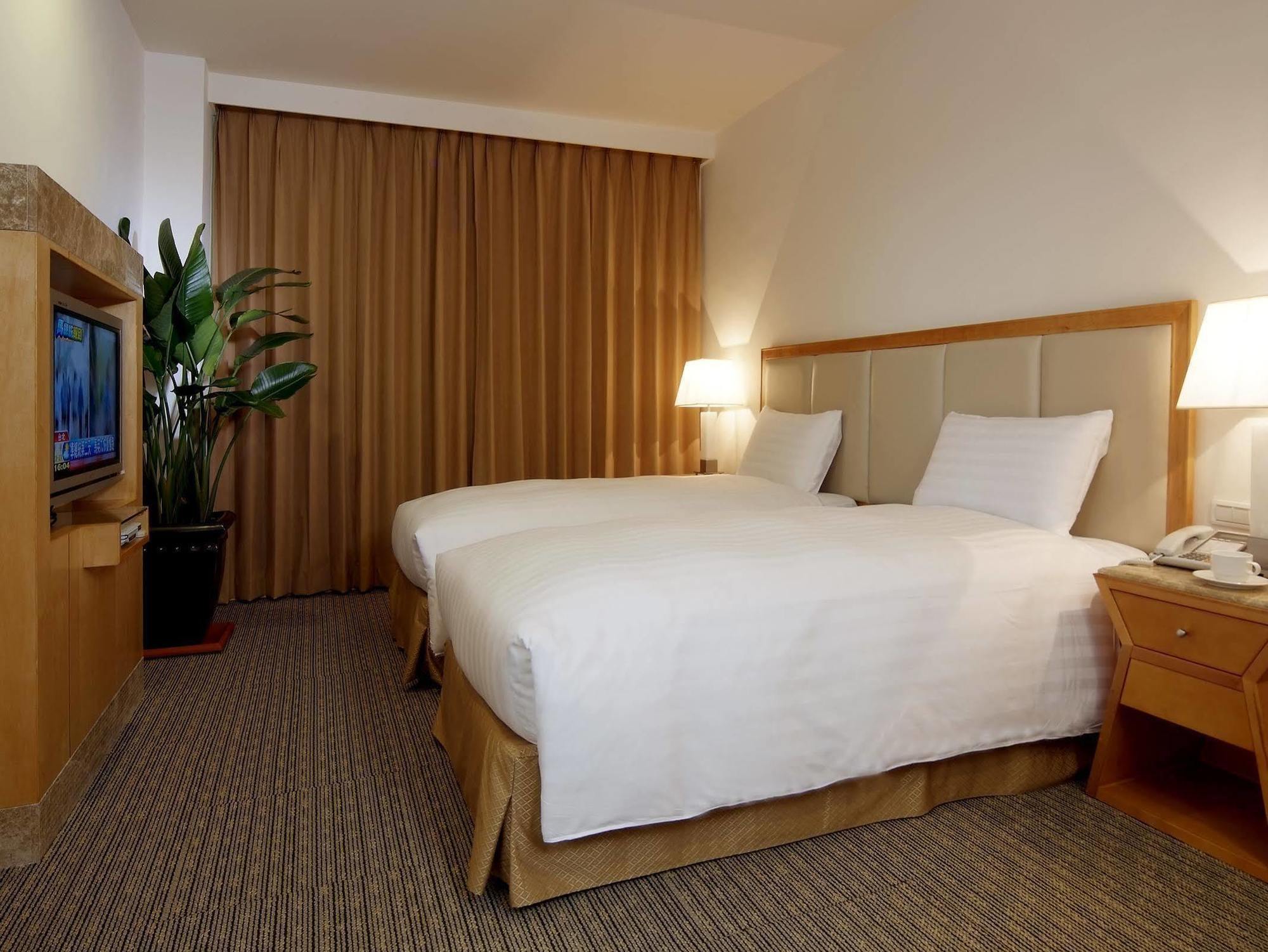 Ocean Hotel Hualien Buitenkant foto